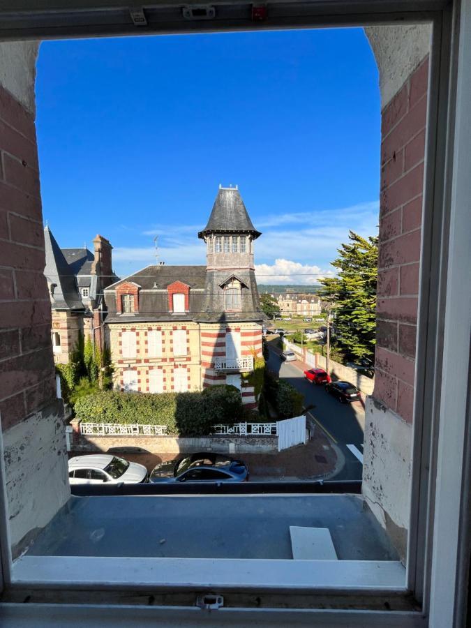 Apartmán Duplex Hyper Centre - 4 Pers - Refait A Neuf Cabourg Exteriér fotografie